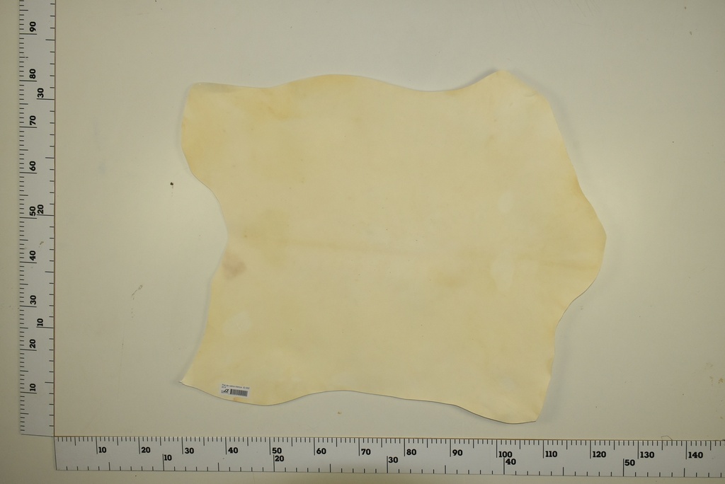 White goat skin ID.002
